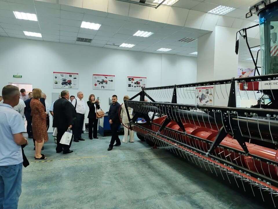 Практический бокс для изучения техники Ростсельмаш Практический бокс для изучения техники Ростсельмаш